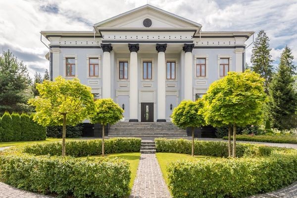 В России выставили на продажу дом за биткоины