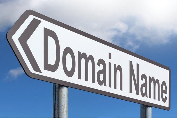 ICANN: На аукцион впервые выставят домен-бренд