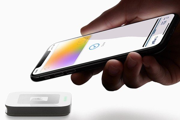 Apple расширит возможности сканеров NFC в «айфонах»