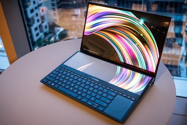Computex 2019: ASUS показала двухэкранный ноутбук ZenBook Pro Duo
