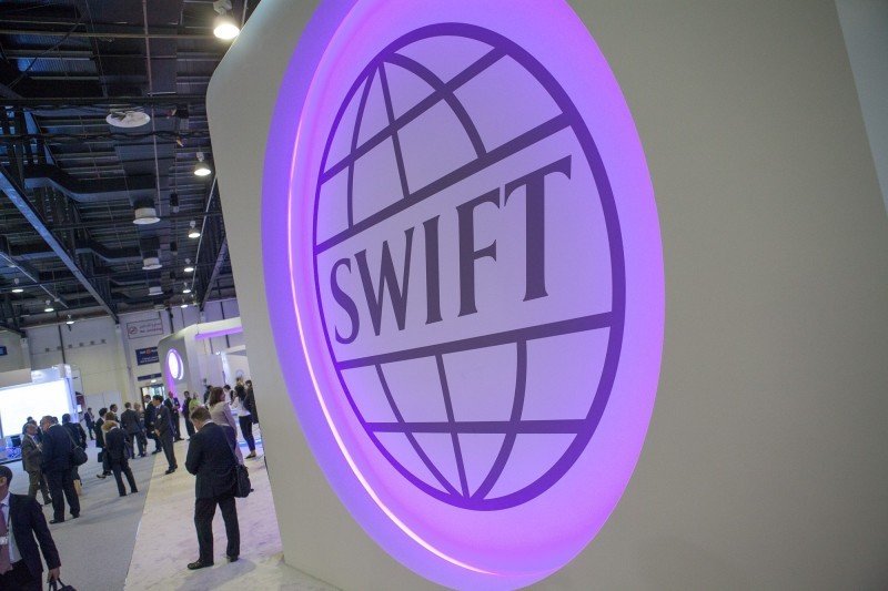 Госдума приняла закон о подключении юрлиц к российскому аналогу SWIFT