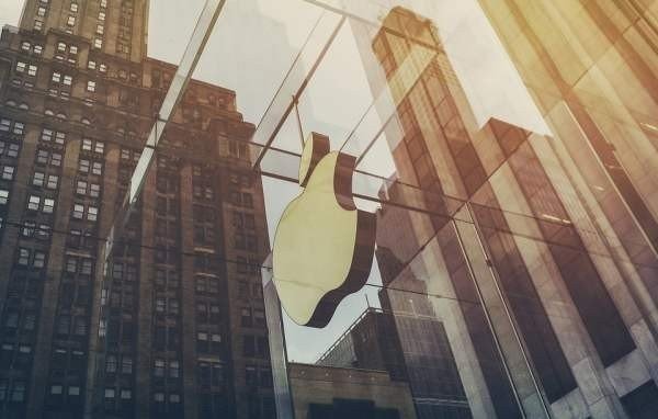 Apple требует аннулировать российский патент на телефон с экстренной связью
