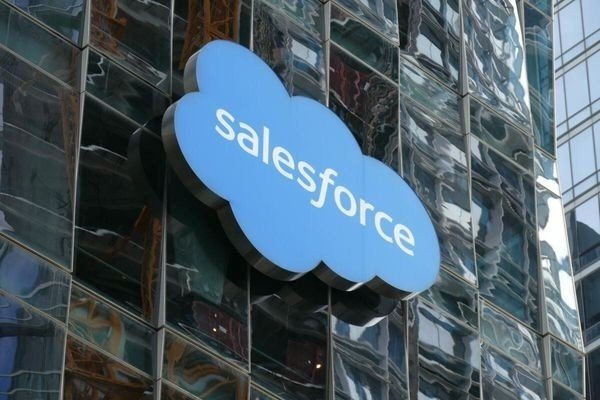 Доходы Salesforce оказались выше прогнозов