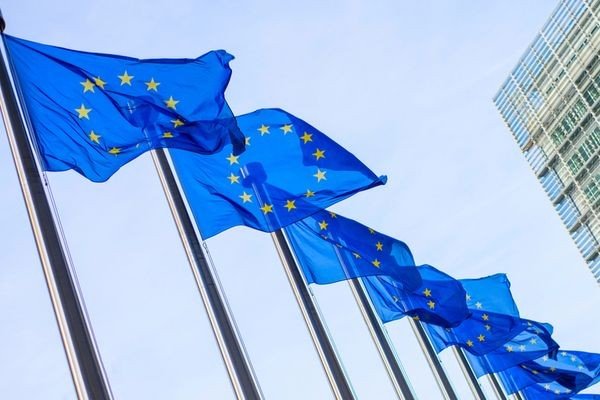 ЕС вложит более трех миллиардов евро в развитие аккумуляторных технологий