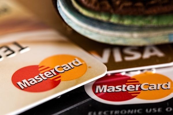 MasterCard и Visa запустят сервис перевода денег по номеру телефона