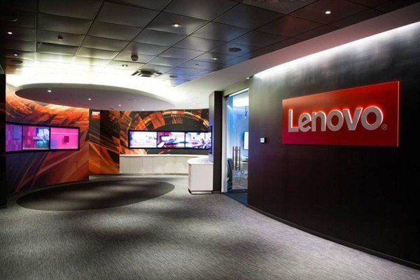 Lenovo предупреждает о росте цен из-за американских тарифов