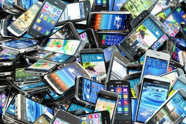 IDC: В отличие от новых смартфонов рынок подержанных гаджетов уверенно растет